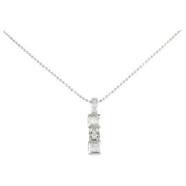 Autre Marque Collier en diamants PT900 PT850 Argenté