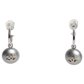 Chanel Orecchini Silver Coco Mark 99P Argento