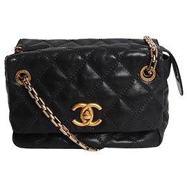 Chanel Bolsa Accordion flap retro em pele de cordeiro preta 2011 com corrente Preto