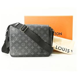Borsa a Tracolla Louis Vuitton District PM NV3 Monogram Eclipse Nero