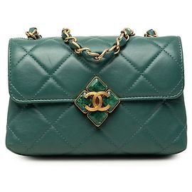 Borsa a tracolla con catena Chanel Coco Mark Matelassé Verde