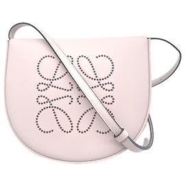 Bolsa de Ombro Small Heel Pouch em pele de vitelo Loewe, cor Light Beige Bege