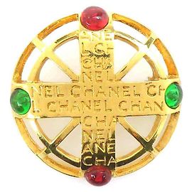 Broche Chanel Or Rouge Vert Verre Métal Rouge Doré Vert