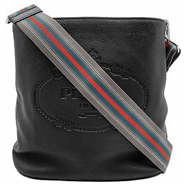 Borsa a secchiello goffrata Prada Marrone Nero