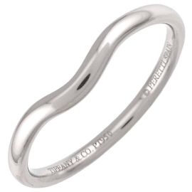 Autre Marque Anillo Curved Band de Tiffany & Co. en Platino Otro