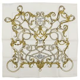 Hermès Hermes Carré 40 Silk 40 x 40 Weiß