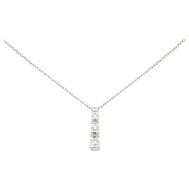 Autre Marque Au750 White Gold Diamond Necklace Silvery