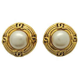 Boucles d'oreilles clips Chanel Gold Doré