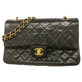 Bolsa de Ombro Chanel Matelassé Preto