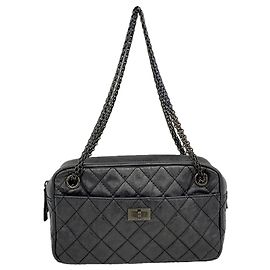 Chanel Black Calfskin Shoulder Bag Black