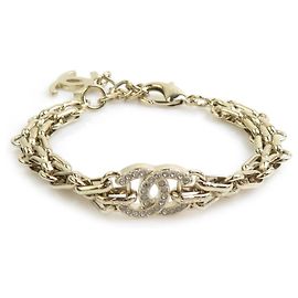 Pulseira de Berloques em Metal Dourado Chanel Dourado