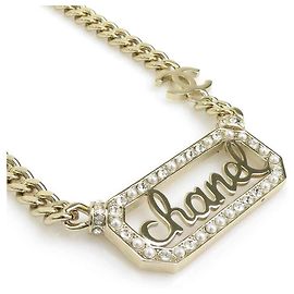 Chanel Gold-Halskette mit Kunstperlen Golden
