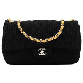 Chanel Black Medium Quilted Perforated Jersey Single Flap Schwarz