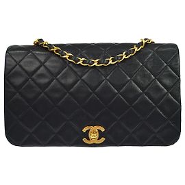 Chanel Vintage Full Flap Quilted Lambskin Medium Nero