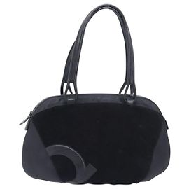 Salvatore Ferragamo Vintage Suede Noir