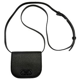 Borsa a tracolla in pelle nera Salvatore Ferragamo Nero