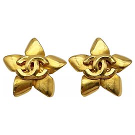 Brincos de pressão Chanel banhados a ouro Dourado