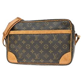 Louis Vuitton Trocadero Monogram Canvas 30 Marron