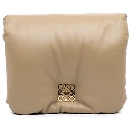 Bolso de cadena Goya Puffer de piel de cordero brillante beige LOEWE Beige