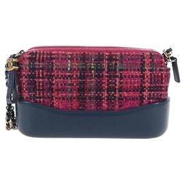 Clutch Chanel Gabrielle Double Zip com Corrente em Tweed Matelassé Rosa