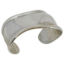 Autre Marque Tiffany & Co. Small Bone Cuff Bangle Silvery