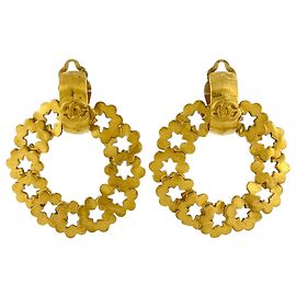 Boucles d'oreilles clips Chanel plaquées or Doré