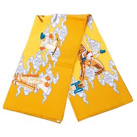 Pañuelo de seda Hermès Yellow Heavenly Horses 90 Amarillo Mostaza