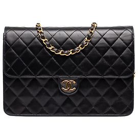 Chanel Black Medium CC Quilted Lambskin Single Flap Nero