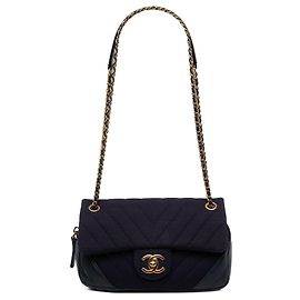 Chanel Blue CC Chevron Jersey Flap Azul Azul marino