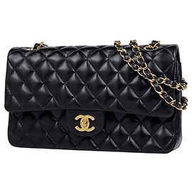 Chanel Matelassé Black Leather Shoulder Bag Black