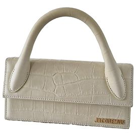 Jacquemus Bolsa Le Chiquito Long Bege Amarelo