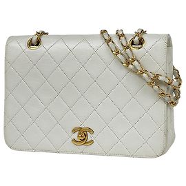 Chanel Matelassé Single Flap Schultertasche Weiß
