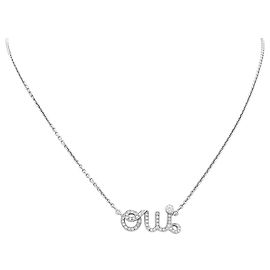 Collier Dior , "OUI" en or blanc et diamants.  Autre