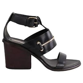 Balenciaga Tacones negros Negro