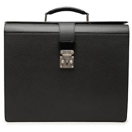 Sac business Louis Vuitton Taiga Pilot Briefcase Noir Noir