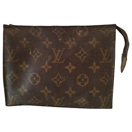 Louis Vuitton Monogram Canvas Toiletry Bag 19 Brown