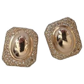 Christian Dior Boucles d'oreilles plaqué or strass Doré