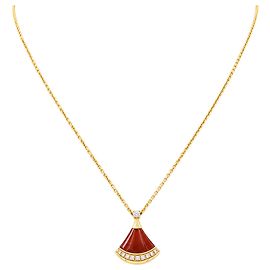 Collier Bulgari, "Divas' Dream", or rose, cornaline et diamants.  Autre