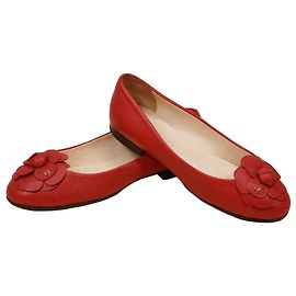 Chanel Sapatilhas de couro vermelho Camélia Vermelho