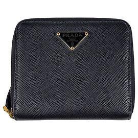 Prada Bi-Fold Wallet in Black Leather Black