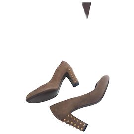 Gucci brown suede studded high heel shoes Brown
