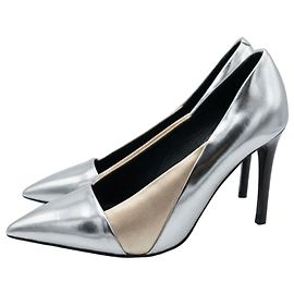 See By Chloé silberne Leder-Pumps Silber Sand