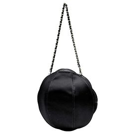 Sac à main Chanel Camellia Noir