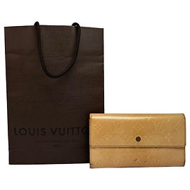 Cartera bifold Vintage Louis Vuitton Monogram Monogram Vernis Finales de los 1990 Yellow Amarillo
