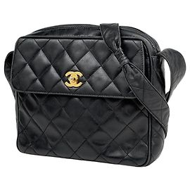 Borsa a tracolla Chanel in pelle nera Nero