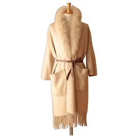 Gerard Darel Gérard Darel Beige Cashmere Coat with Fox Fur Collar Beige