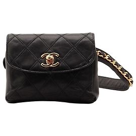 Bolso cinturón Chanel de piel acolchada negra Negro