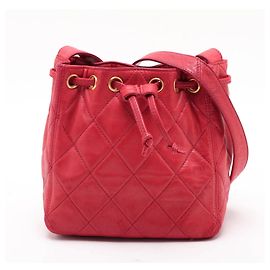 Bolsa de Ombro Chanel Matelassé em couro de cordeiro Vermelho