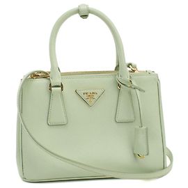 Bolso Tote Prada de piel de becerro verde Verde