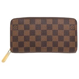Carteira Zippy Louis Vuitton em Canvas Damier Marrom